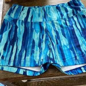 Excellent condition and cute !